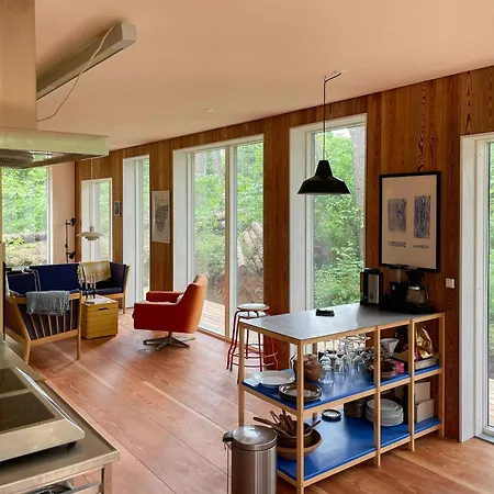 Sustainable House Near Mols Bjerge Дом отдыха *